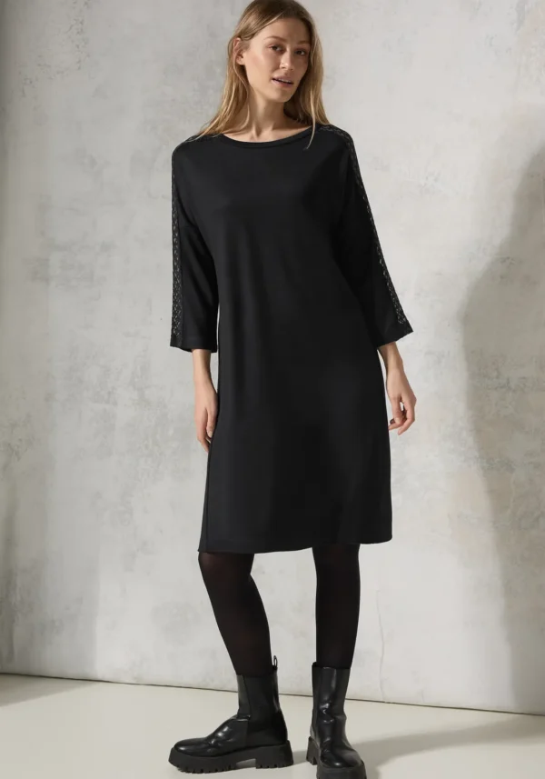 Robe noire grande taille Gallia vue face - Giulia Collection Coutances